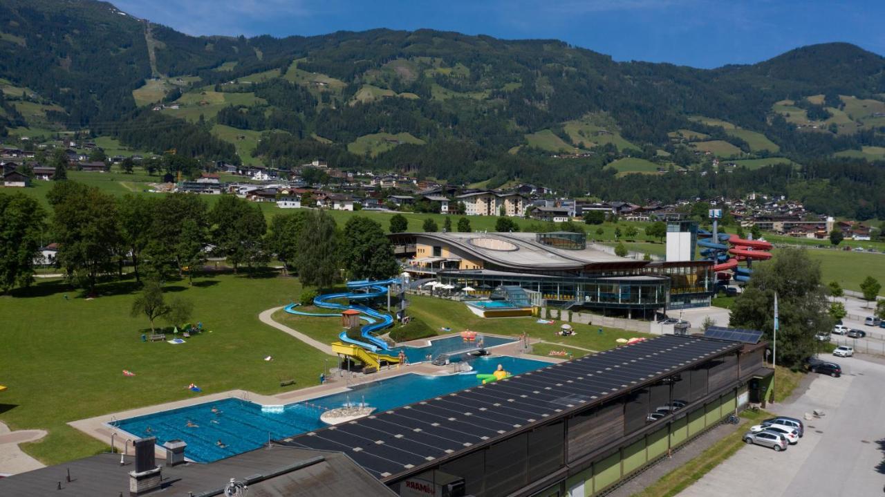 Hotel Landhaus Zillertal Fügen Εξωτερικό φωτογραφία