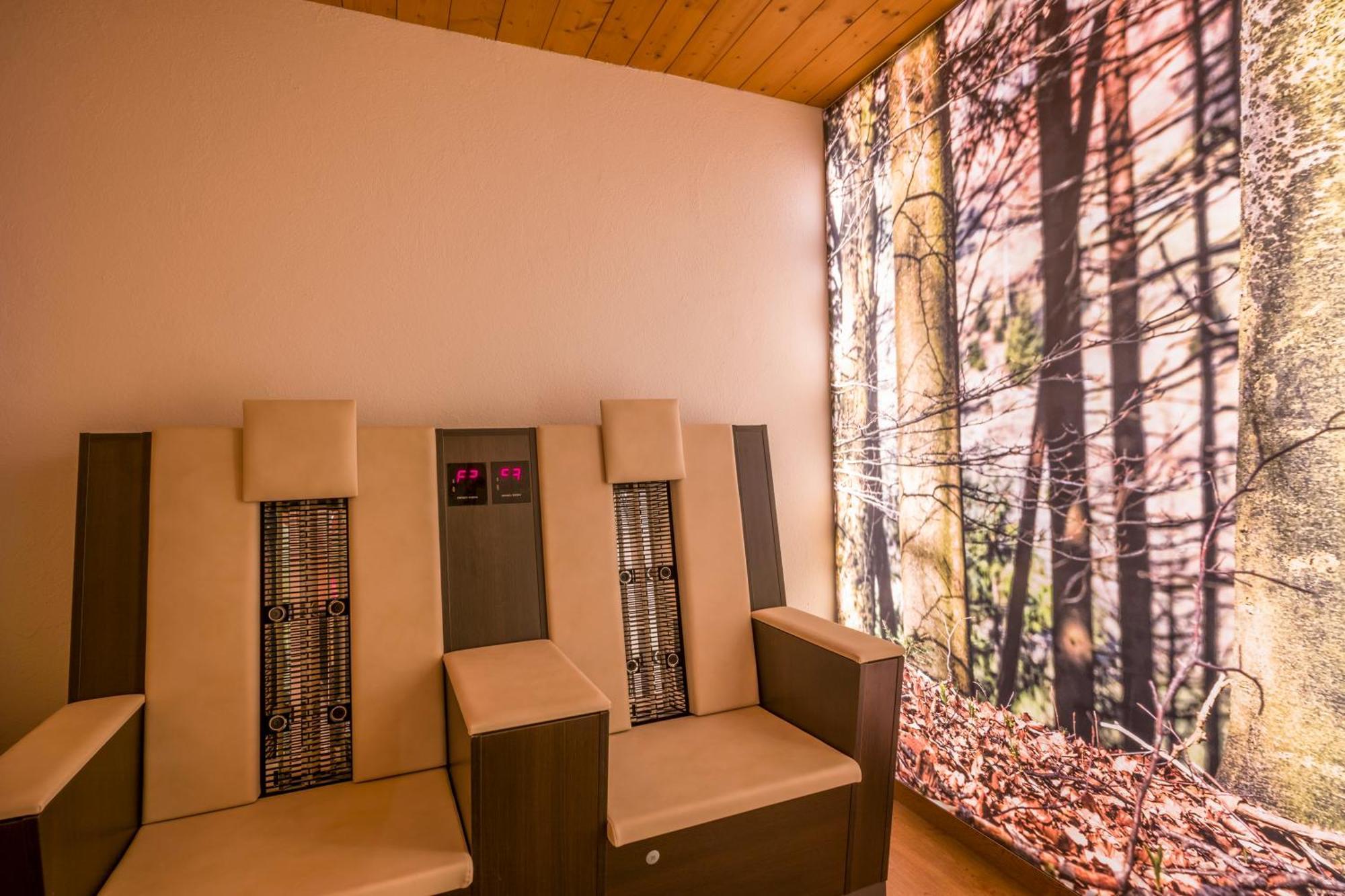 Hotel Landhaus Zillertal Fügen Εξωτερικό φωτογραφία