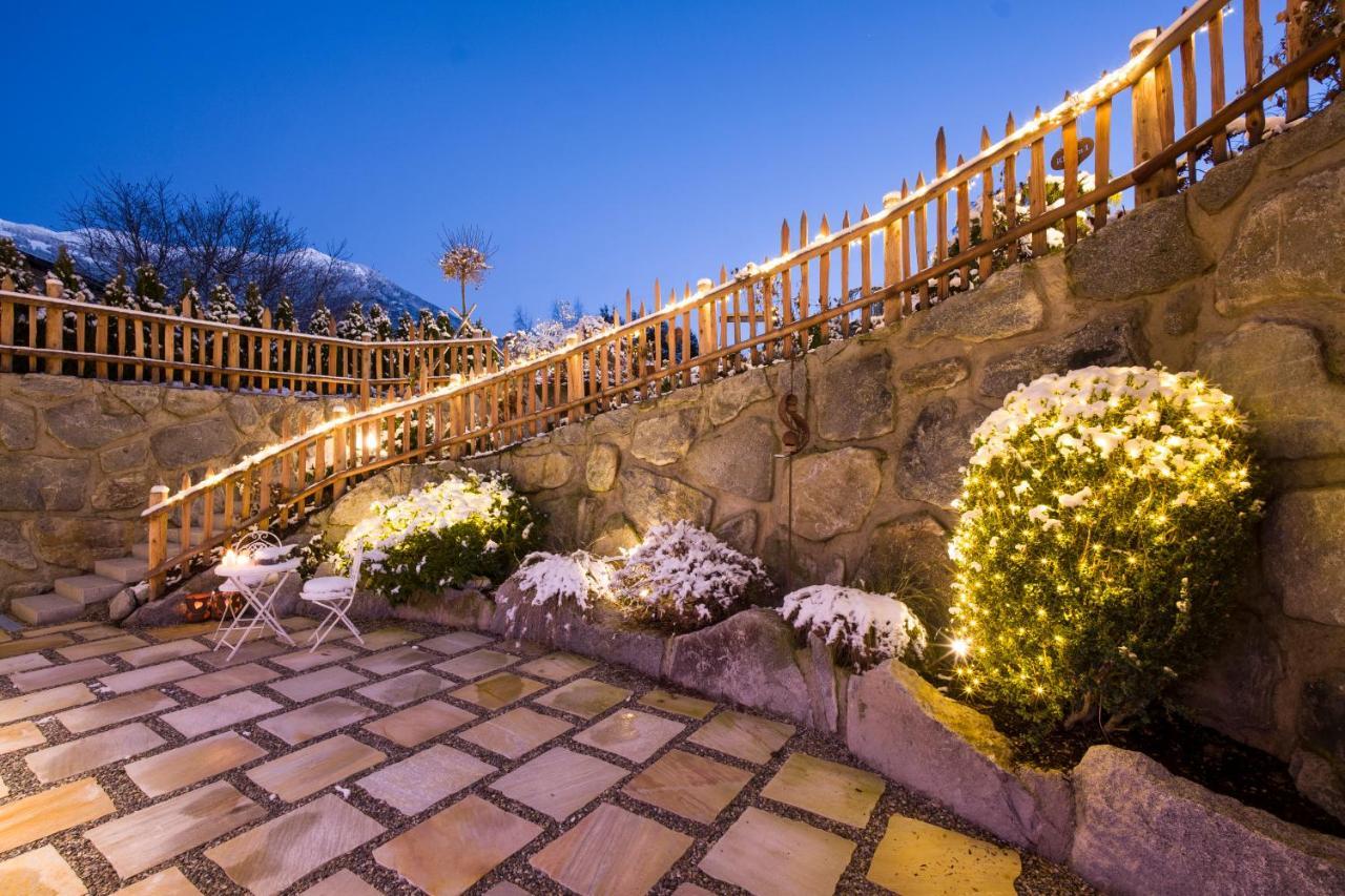 Hotel Landhaus Zillertal Fügen Εξωτερικό φωτογραφία